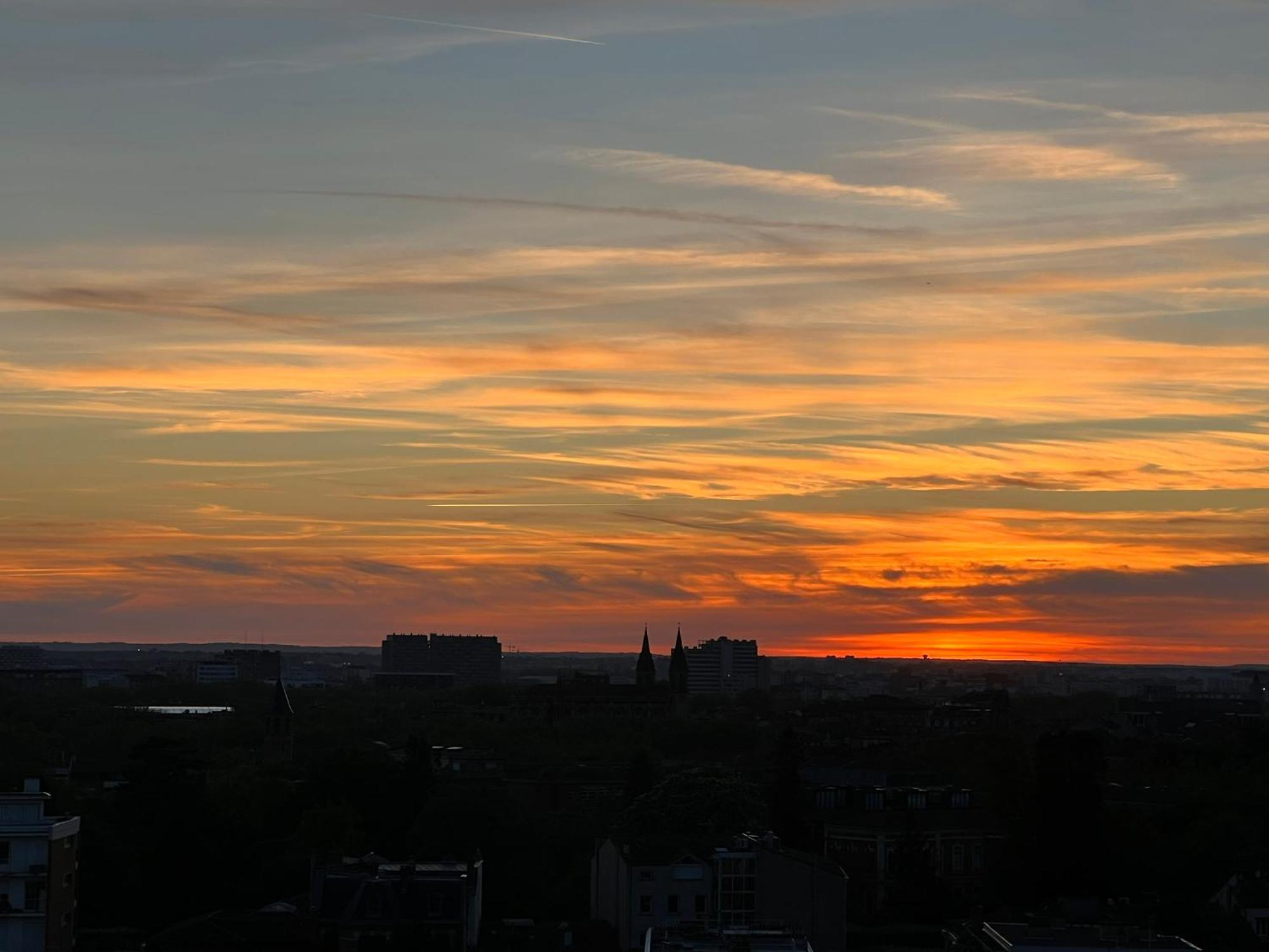 Sunset Duplex - Grand-Rond, Jardin Des Plantes, Centre-Ville, 2 Bdrs 60M2, Ac, Free Public Car Park 200M Away, Netflix - T3 60M2 Avec Clim, Parking Public Gratuit A 200M Toulouse Dış mekan fotoğraf