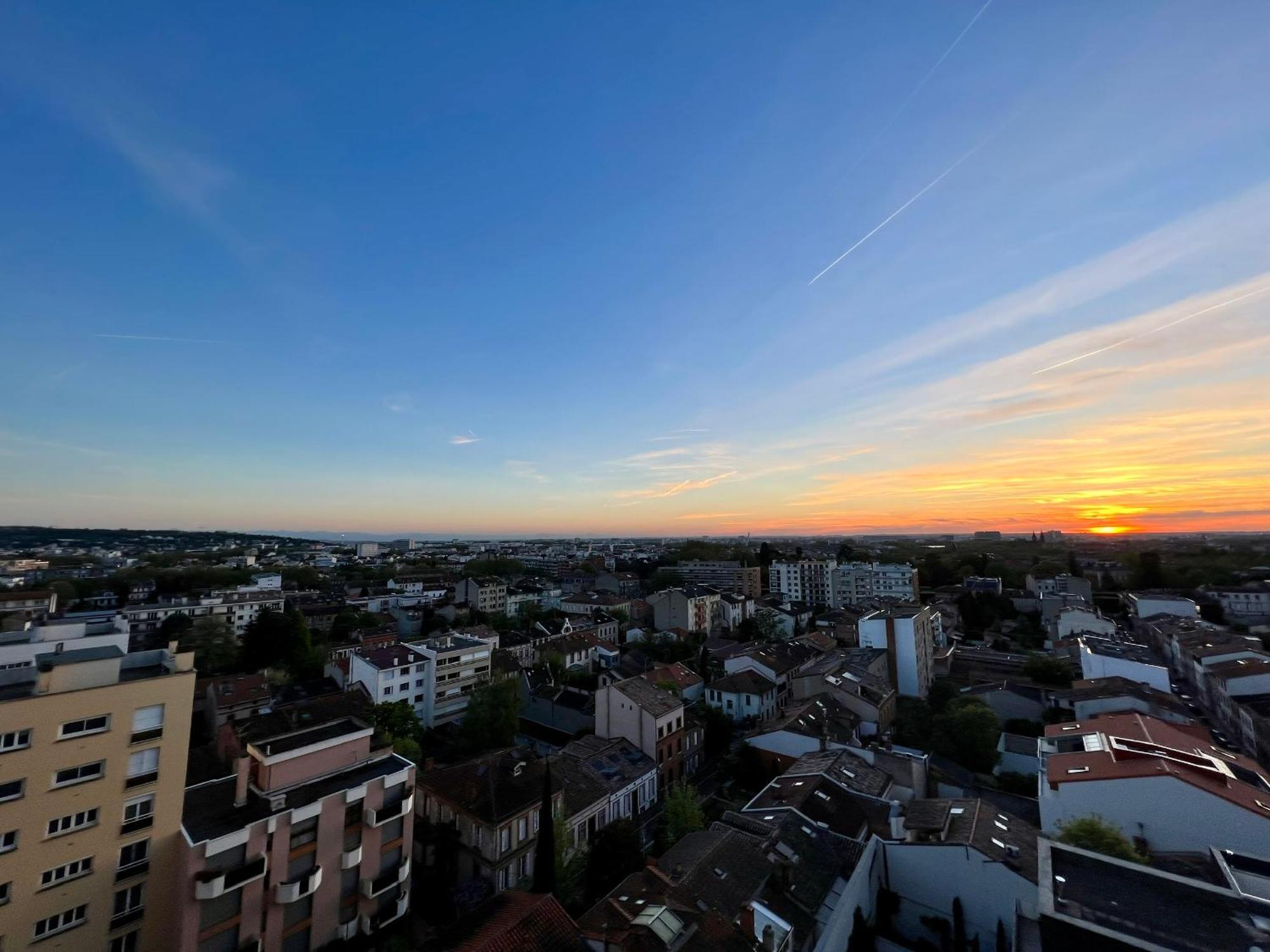 Sunset Duplex - Grand-Rond, Jardin Des Plantes, Centre-Ville, 2 Bdrs 60M2, Ac, Free Public Car Park 200M Away, Netflix - T3 60M2 Avec Clim, Parking Public Gratuit A 200M Toulouse Dış mekan fotoğraf